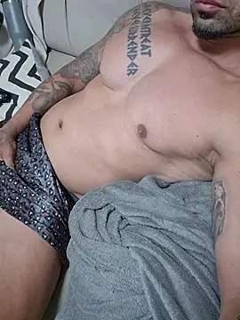 badbrown online show from April 14, 2:44 am