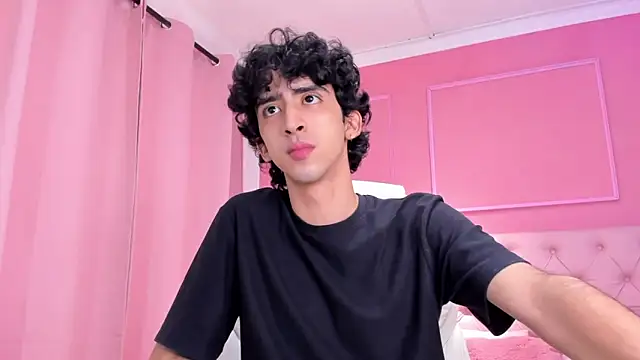 Alezzandro  online show from February 4, 2:32 pm