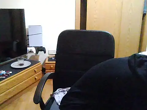 S4nt1luXx online show from November 28, 10:06 am