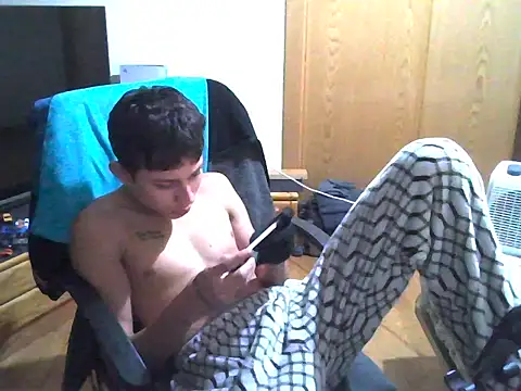 S4nt1luXx online show from November 26, 5:49 pm