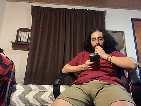 Nooneisthis online show from February 3, 6:33 am