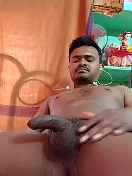 Snapshot of kingg4545 chatting on February 4, 4:37 am kingg4545 online show from February 4, 4:37 am