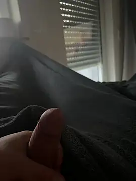 denjo111 online show from February 27, 4:17 pm