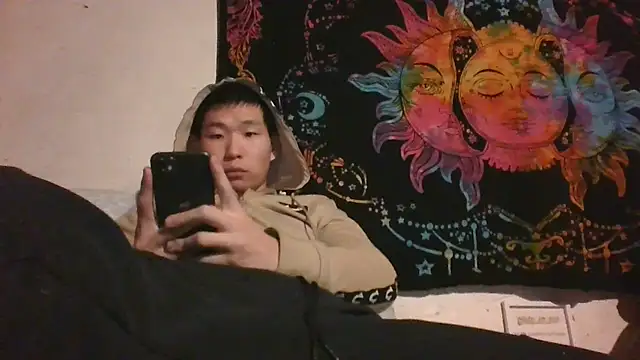 thekinkyasian online show from January 24, 4:05 am