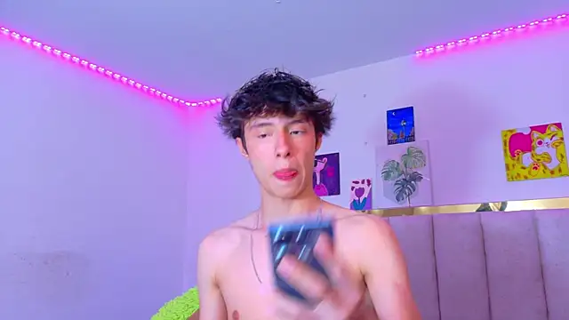 Juanmres online show from June 23, 7:17 pm