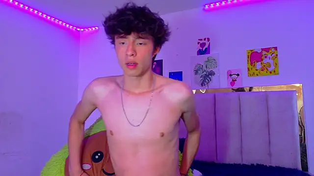 Juanmres online show from July 6, 6:32 pm