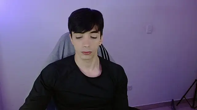 H3ll B0I online show from March 23, 11:10 pm