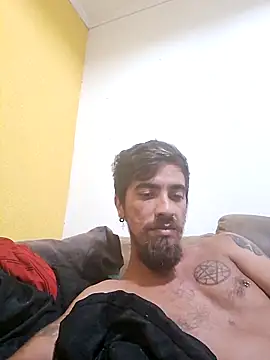 thallespessoa online show from February 16, 2:43 pm