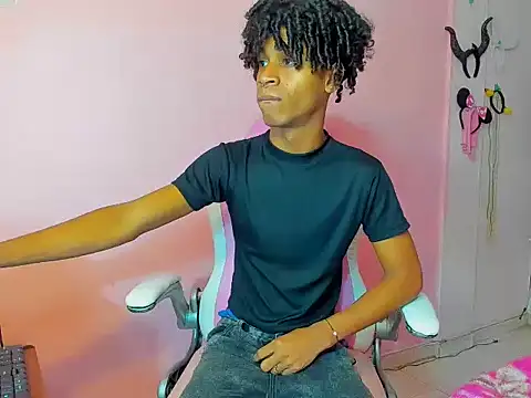 Santy bigcock  online show from March 1, 11:28 am