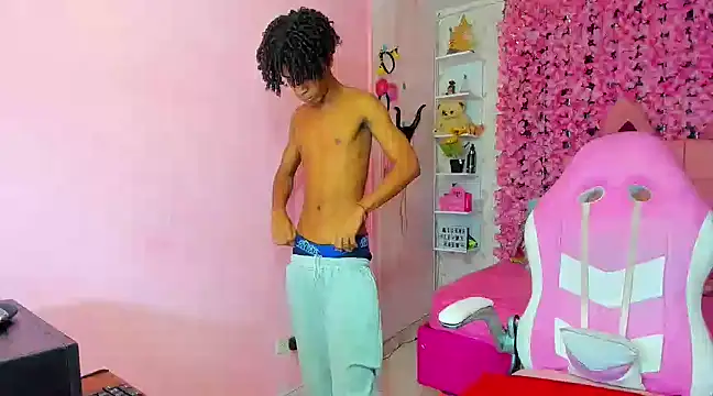 Santy bigcock  online show from March 17, 11:42 am