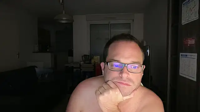 Funnyjul31 online show from October 27, 6:32 pm