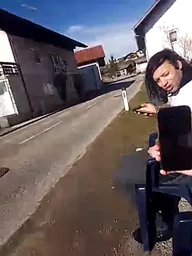 Fdghnjj online show from March 9, 2:10 pm