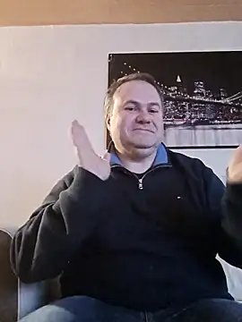 Pourleplasirs online show from February 23, 9:47 pm