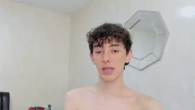 miketwink online show from December 20, 5:03 am