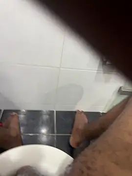 jhonnes  online show from March 3, 9:43 pm