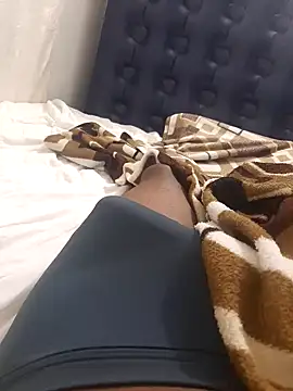 Snapshot of jhonnes_ chatting on February 27, 4:31 am jhonnes  online show from February 27, 4:31 am