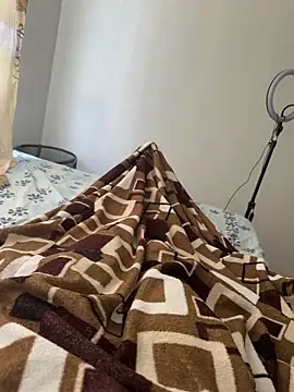 Snapshot of jhonnes_ chatting on September 28, 2:04 pm jhonnes  online show from September 28, 2:04 pm