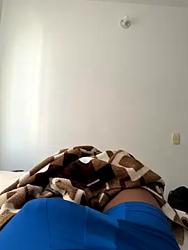 Snapshot of jhonnes_ chatting on October 7, 12:42 pm jhonnes  online show from October 7, 12:42 pm