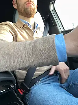 bullyboyy online show from February 19, 8:22 am