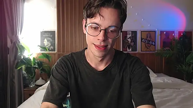 William Henry  online show from February 7, 1:51 pm