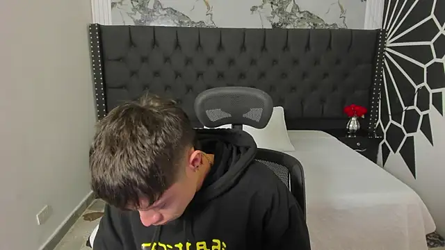 marcuscollins1  online show from March 13, 12:13 pm