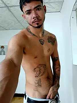 Niick01  online show from October 28, 8:55 pm