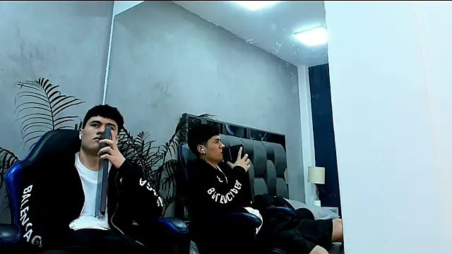 roan birkin online show from November 20, 8:40 pm