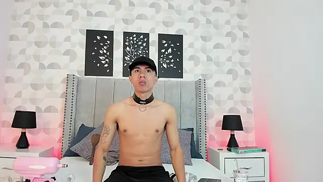 drake ms online show from February 28, 12:20 pm