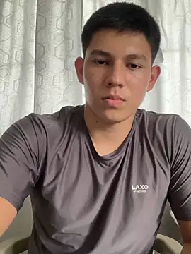 Snapshot of JamesCr_ chatting on March 2, 9:41 pm JamesCr online show from March 2, 9:41 pm