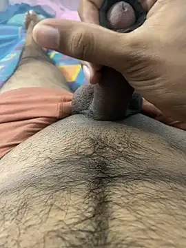 Snapshot of sixinchespaka chatting on February 5, 1:00 pm sixinchespaka online show from February 5, 1:00 pm