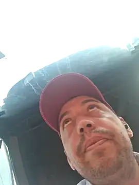 reyarturs13 online show from February 10, 3:32 pm