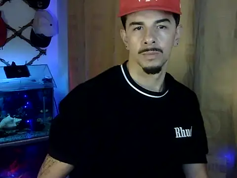 venusfranco 94 online show from December 2, 4:26 am