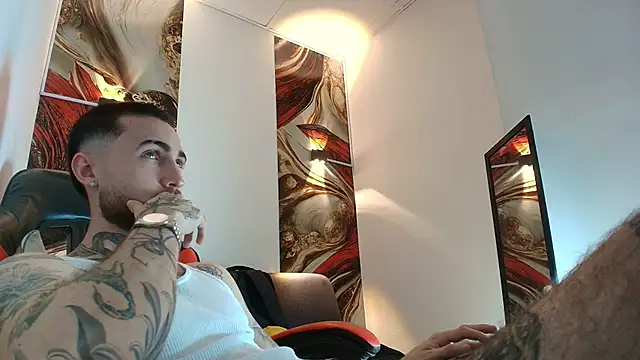 Luke davis01 online show from March 13, 1:30 pm