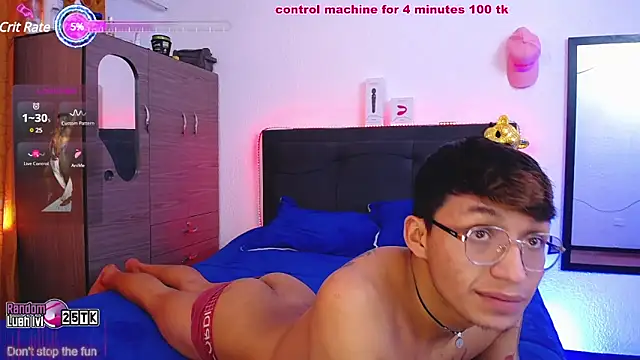 Snapshot of Engol_beliall chatting on March 6, 3:13 pm Engol beliall online show from March 6, 3:13 pm