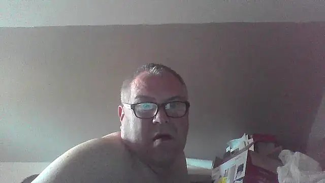 mkestr69 online show from June 24, 4:32 pm