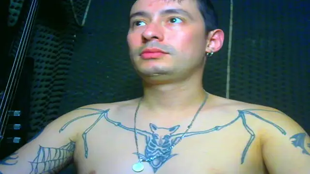 vampireathome online show from March 4, 5:00 am