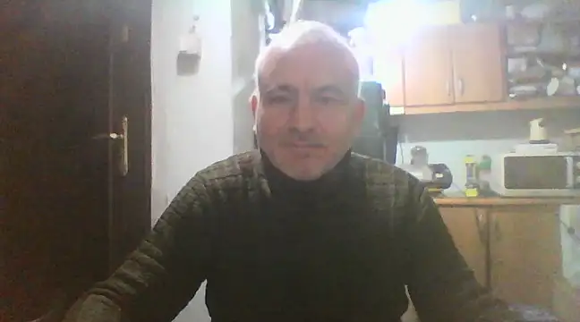 Snapshot of murat7888 chatting on February 18, 6:48 am murat7888 online show from February 18, 6:48 am