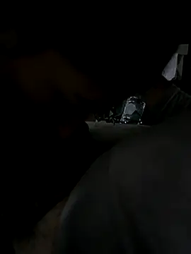 Snapshot of EMIeISL chatting on October 31, 9:29 pm EMIeISL online show from October 31, 9:29 pm