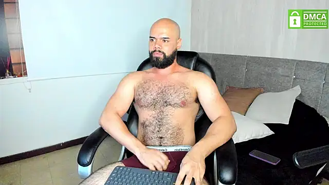 Luke Diaz7 online show from November 3, 8:43 pm