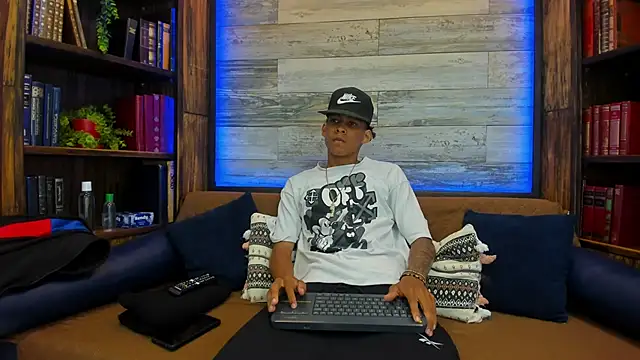 AndrewStiff online show from February 18, 3:42 am