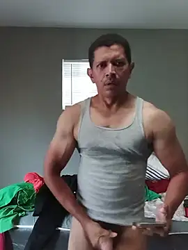 machoactivo1 online show from July 13, 9:06 pm