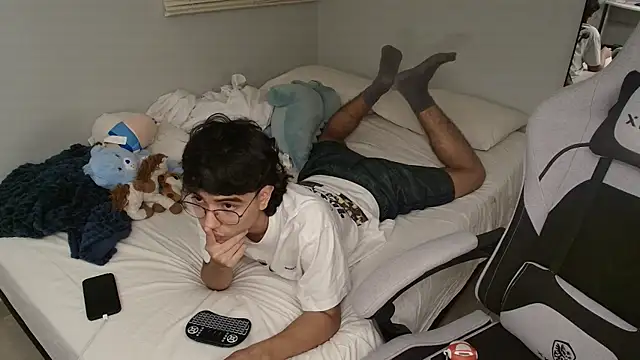 Snapshot of salvatore_montt chatting on September 12, 1:16 am salvatore montt online show from September 12, 1:16 am