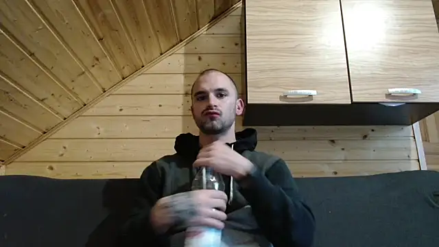 OskarBreno online show from June 11, 5:44 pm
