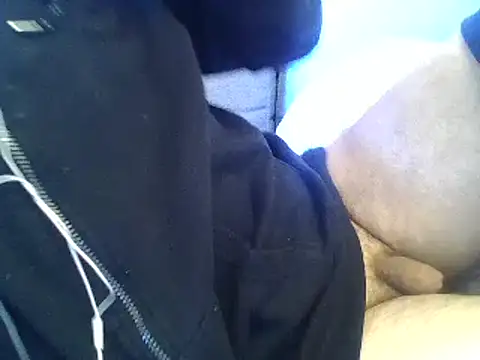 Andre35w online show from March 20, 1:04 pm