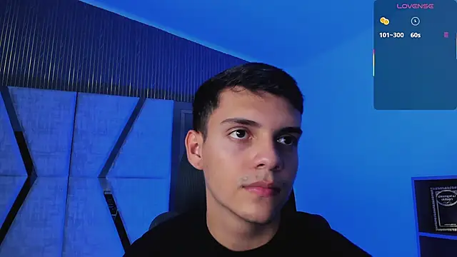 JacobRoberts1 online show from October 21, 8:23 pm