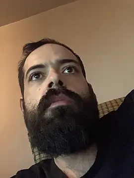 guccititi online show from December 1, 5:54 am