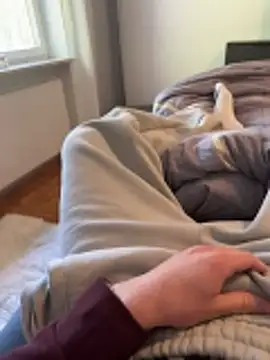 hottboooy online show from April 22, 1:27 pm