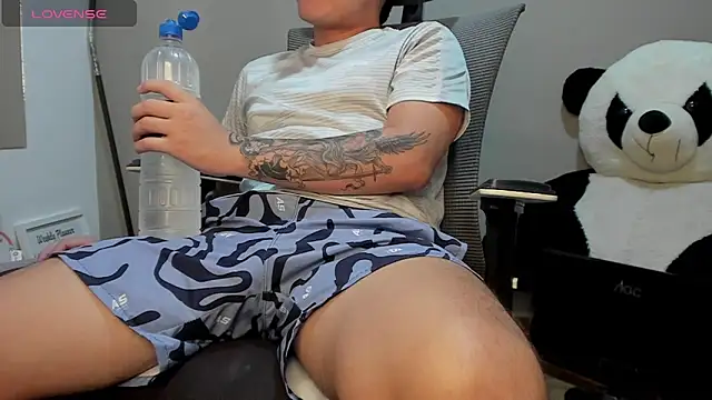 mattiwsmorris  online show from October 29, 5:54 am