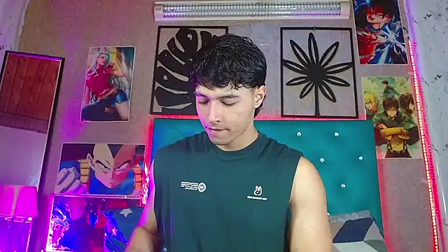 LiamAndrewzz online show from February 5, 2:07 am