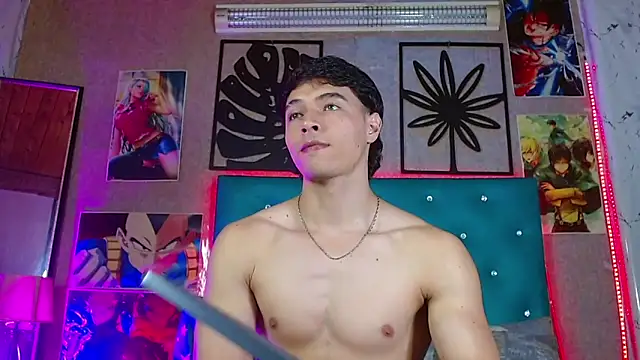 LiamAndrewzz online show from April 11, 6:31 am